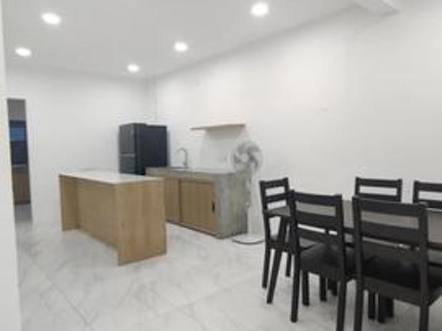 Tabuan Jaya Single Storey Intermediate House Refurbish