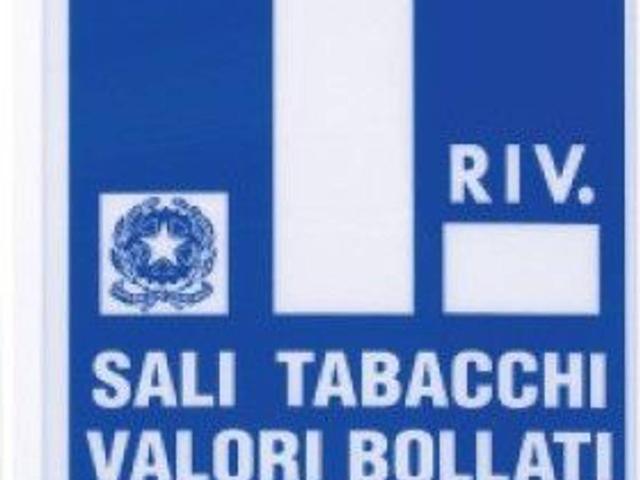 Tabaccheria in vendita a Erba