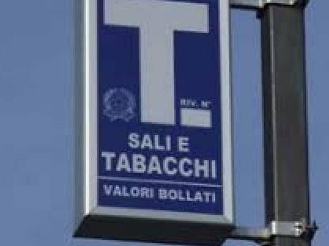 Tabaccheria in vendita a Livorno