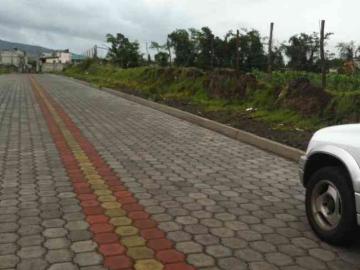 Tabacundo Vendo Terreno urbano full servicios