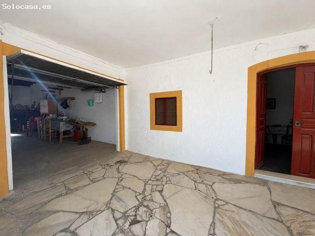 ? TABERNAS Finca Rústica con Cortijo de 170 m2 const. y 6 Hectáreas de Terreno