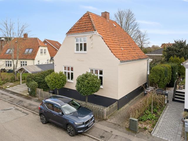 Tagensvej 1