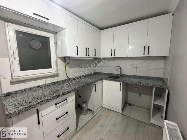 Tahtakale De 1+1 Ayrı Mutfaklı Yenilenmiş Kiralık Daire