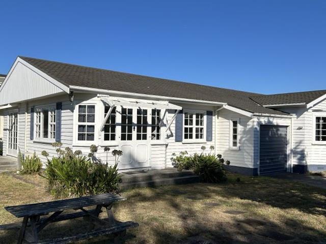 tahunanui, 4 bedrooms