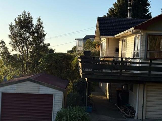 tahunanui hills, 3 bedrooms