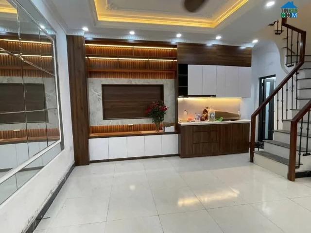 Tài chính hơn 9.8 tỷ mà tậu được căn nhà mặt ngõ to, vài bước chân ra mặt Hồ Tây, Em Hà có căn