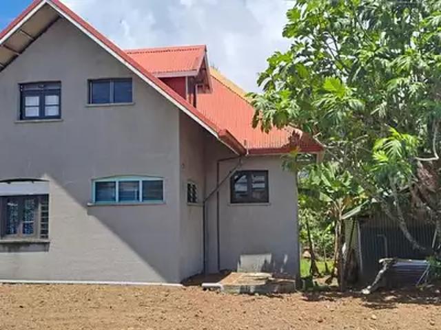Taiarapu Est 98719 Achat / Vente maison 4 pièces t4 piscine terrasse