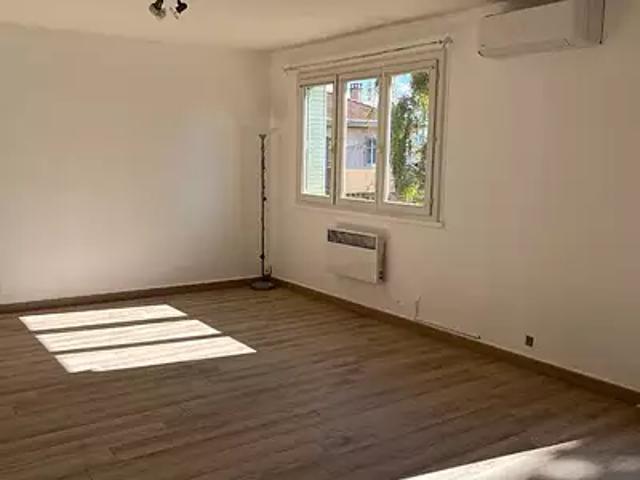 Tain l'Hermitage 26600 Location appartement 4 pièces t4 au dernier étage
