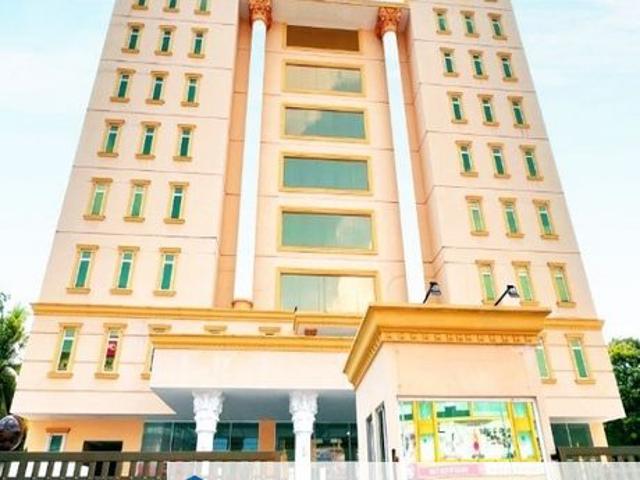 Taipan Business Centre, USJ 10