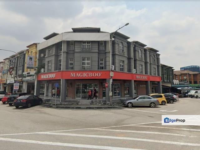 Taipan Business Centre, USJ 10
