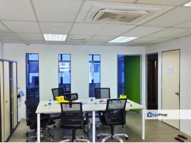 Taipan Business Centre, USJ 10
