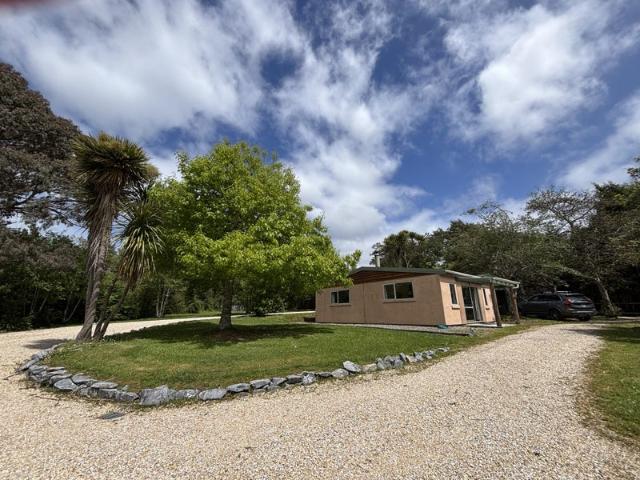 takaka, 2 bedrooms