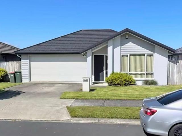 takanini, 4 bedrooms