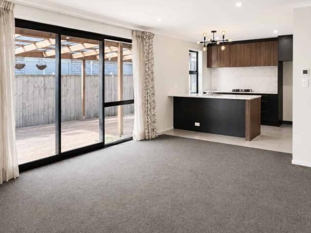 Takanini, 4 bedrooms
