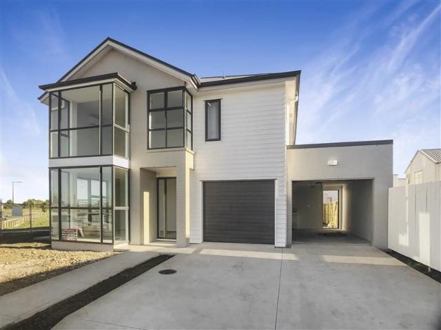takanini, 4 bedrooms