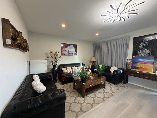 takanini, 4 bedrooms