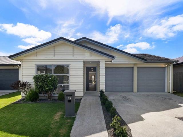 takanini, 4 bedrooms