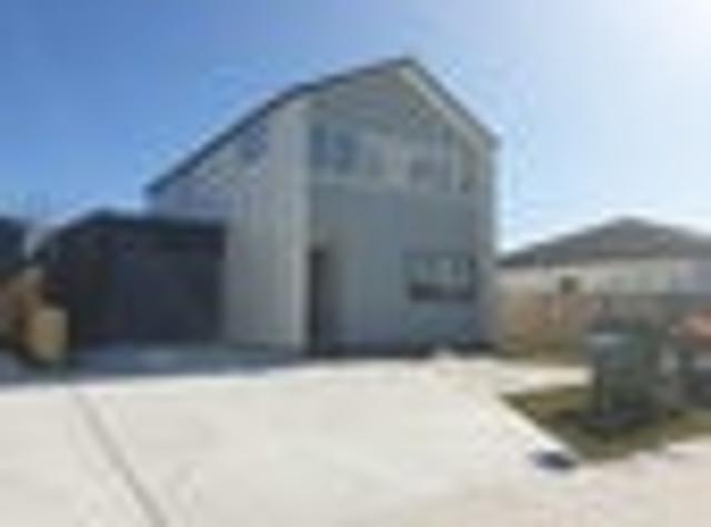 Takanini, 5 bedrooms, $780 pw