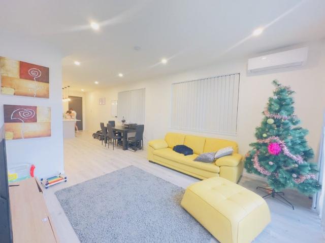 takanini, 2 bedrooms