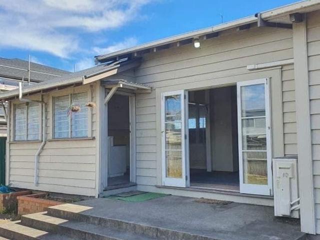 takanini, 2 bedrooms