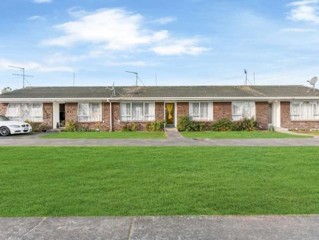 takanini, 2 bedrooms
