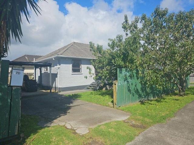 takanini, 3 bedrooms