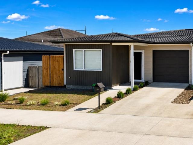 takanini, 3 bedrooms