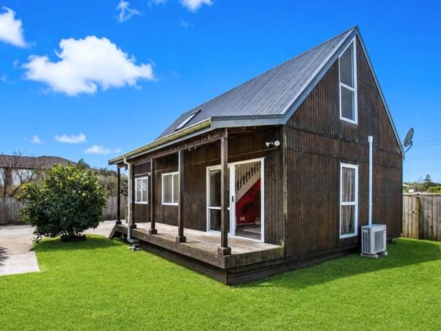 takanini, 3 bedrooms