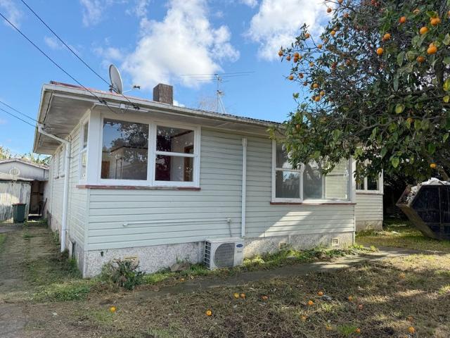 takanini, 3 bedrooms