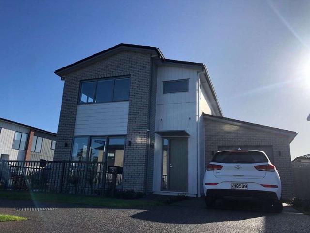 takanini, 3 bedrooms