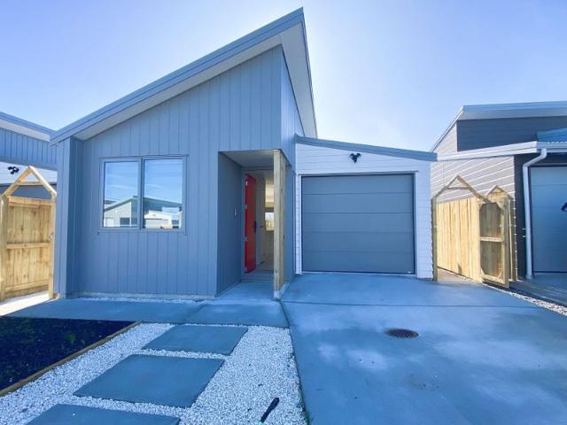 takanini, 3 bedrooms