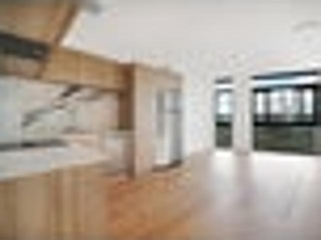 Takapuna, 2 bedrooms, $720 pw