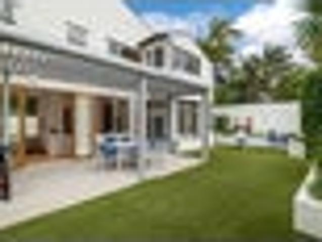 Takapuna, 3 bedrooms, $1400 pw