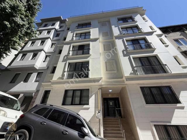 Taksim Gümüşsuyunda *tapuya İşlenmiş Bahçeli Lüks Sıfır 2+1