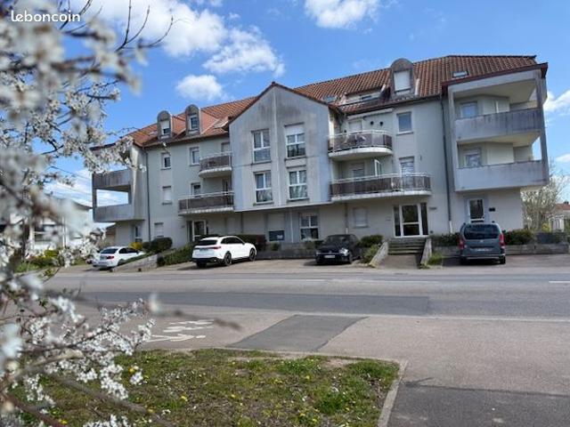 TALANGE: Bel appartement F3 avec garage et terrasse