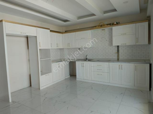 Talaytepe Araştırma Hastahanesi Yanı Acil Satılık 4+1 Daire