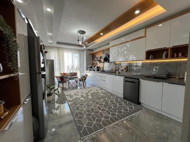 Talaytepe Winstown Civarı Ultra Lüks 4.5+1 Satılık Daire