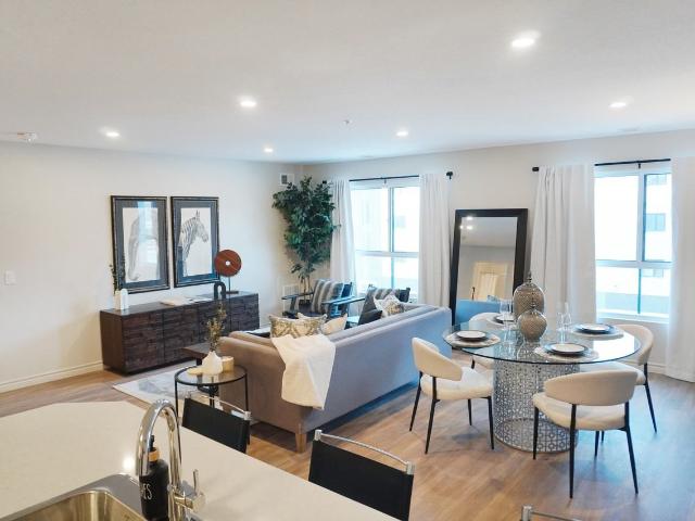 Talbot Terrace 2 Bedroom Apartment for Rent at 667 Talbot St, London, ON N6A 0E2 Downtown London