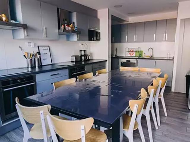 Talence 33400 Location appartement 1 pièce t1 au dernier étage jardin