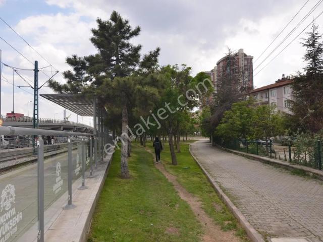 Talha Tozduman'dan İkiz Kuleler&tramvay Yanı Arakat Kiralık 3+1