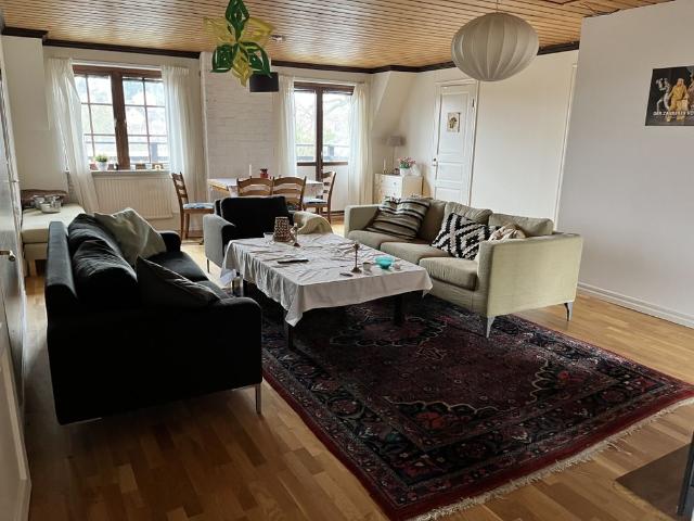 Tallåsvägen, Spånga