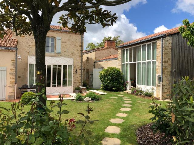 TALMONT SAINT HILAIRE