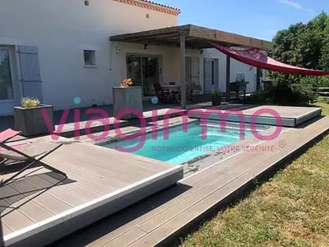 Talmont Saint Hilaire 85440 Achat / Vente maison 7 pièces t7 cave parking