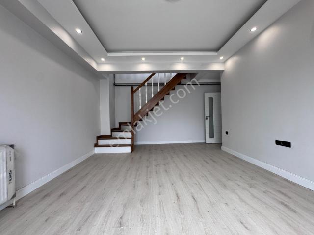 Tapu Masrafsız ! Çift Girişli Sıfır 3+2 Satılık Dublex Daire