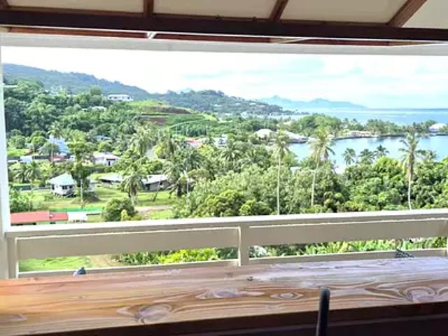 Taputapuatea 98735 Location maison 1 pièce t1 terrasse