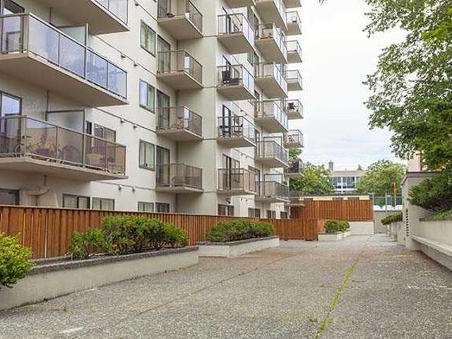 Tara Place Apartments 1 Bedroom Apartment for Rent at 1039 View St, Victoria, BC V8V 4V6 Harris Green