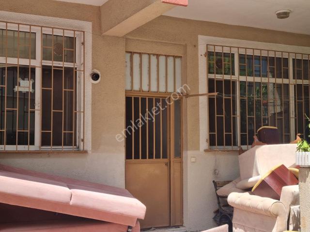 Tarabyaüstü Cumhuriyette Ulaşım Çarşı Yakın 2+1 Kiralık Giriş Katı