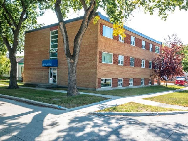 Taragold Apartments