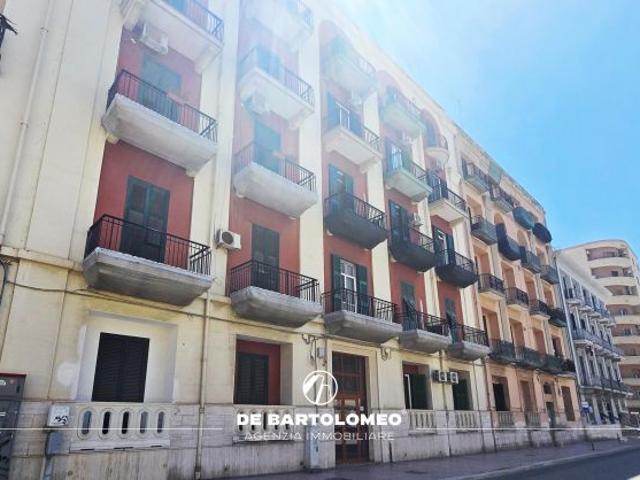 Taranto Appartamento con terrazza in Via Minniti