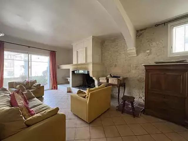 Tarascon 13150 Achat / Vente maison 7 pièces t7